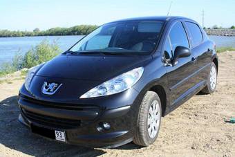 2008 Peugeot 207 Pictures