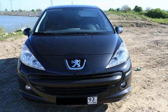 2008 Peugeot 207 Photos