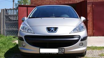 2009 Peugeot 207 Images