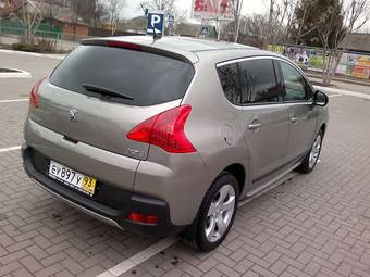 2011 Peugeot 3008 Photos