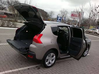 2011 Peugeot 3008 Pictures