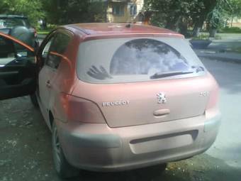 2001 Peugeot 307 Photos
