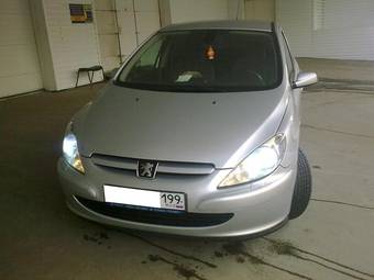 2002 Peugeot 307 Images