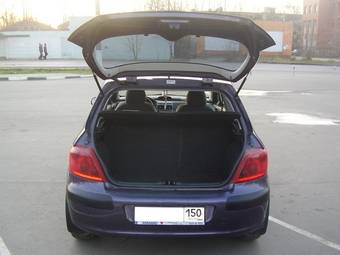 2002 Peugeot 307 Pictures