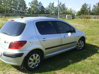 2002 Peugeot 307 Photos