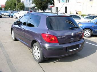 2002 Peugeot 307 Images