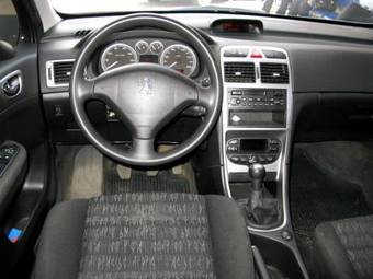 2002 Peugeot 307 Pictures