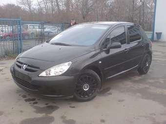 2003 Peugeot 307 Pictures