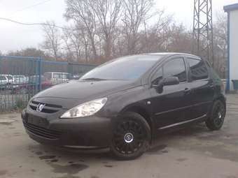 2003 Peugeot 307 Photos