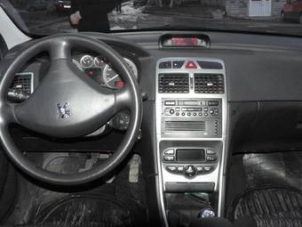 2003 Peugeot 307 Pictures