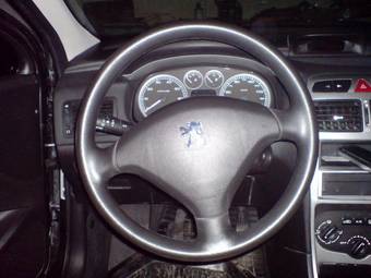 2003 Peugeot 307 Images