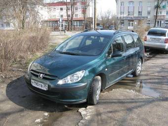 2003 Peugeot 307 Pictures