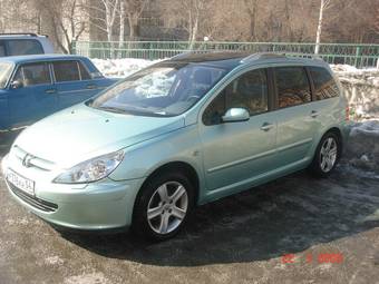 2003 Peugeot 307 Photos