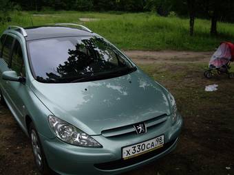 2003 Peugeot 307 Pictures