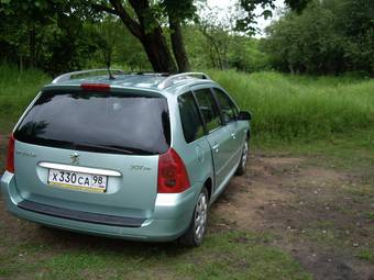 2003 Peugeot 307 Photos