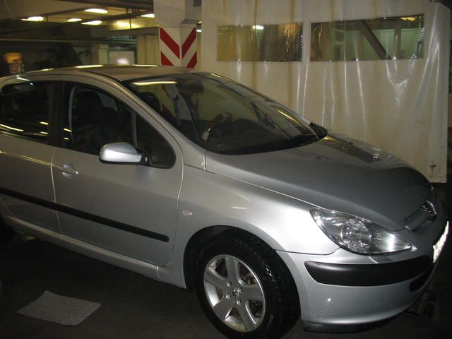 2004 Peugeot 307