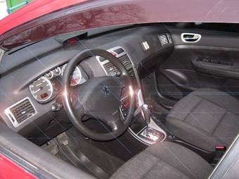 2004 Peugeot 307 Pictures