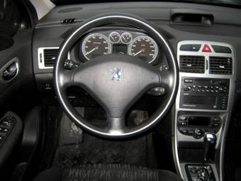 2004 Peugeot 307 Photos