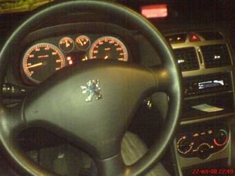 2004 Peugeot 307 Photos