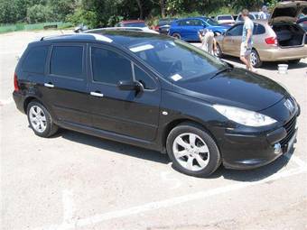 2005 Peugeot 307 Photos