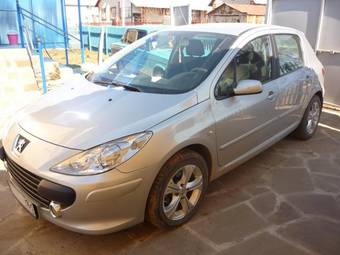 2008 Peugeot 307 Pictures