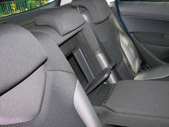 2008 Peugeot 308 Photos