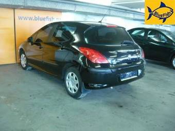2008 Peugeot 308 Images