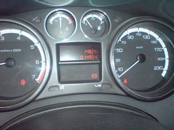 2008 Peugeot 308 Pictures