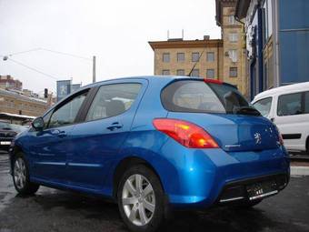2008 Peugeot 308 Pictures