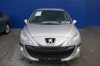2008 Peugeot 308 Photos