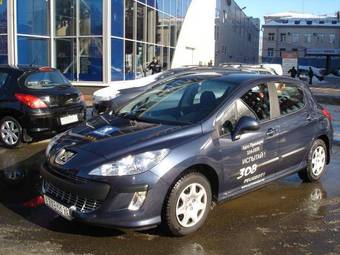 2008 Peugeot 308 Pictures