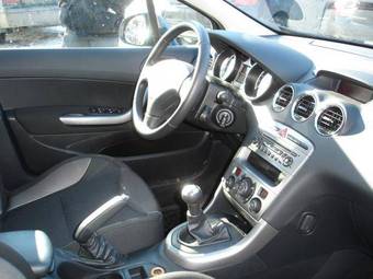 2008 Peugeot 308 Pictures
