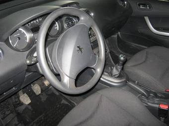 2008 Peugeot 308 Photos