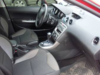 2008 Peugeot 308 Photos