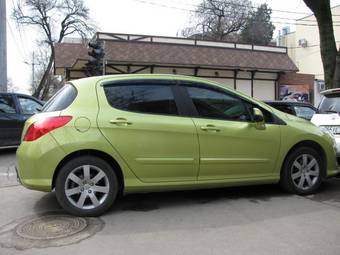 2008 Peugeot 308 Photos