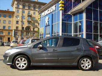 2008 Peugeot 308 Photos