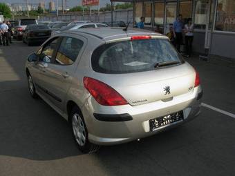 2008 Peugeot 308 Pictures