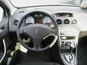 2008 Peugeot 308 Photos