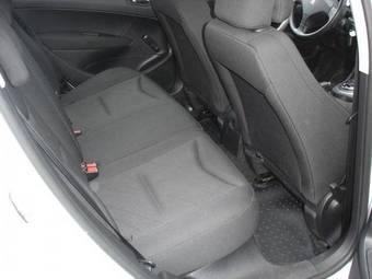 2008 Peugeot 308 Pictures