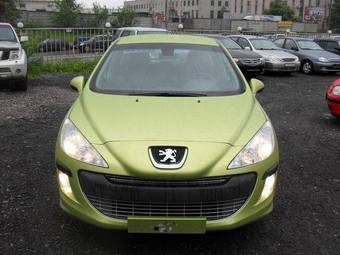 2008 Peugeot 308 Photos