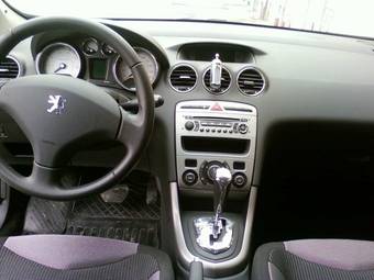 2008 Peugeot 308 Photos