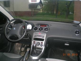 2009 Peugeot 308 Pictures