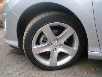 2009 Peugeot 308 Photos
