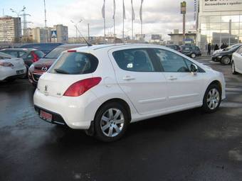 2010 Peugeot 308 Photos