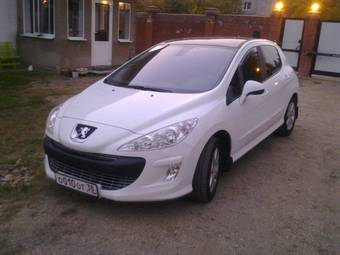 2010 Peugeot 308 Images