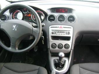 2010 Peugeot 308 Wallpapers