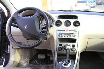 2010 Peugeot 308 Wallpapers