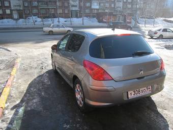2010 Peugeot 308 Pictures