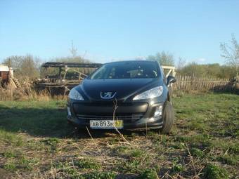 2010 Peugeot 308 Photos