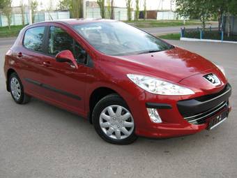 2011 Peugeot 308 Photos